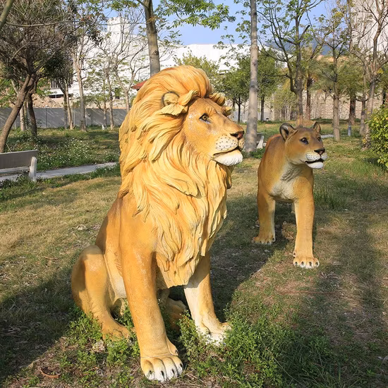 Fiberglass Wind Jungle Safari Animal Lion Giraffe Elephant Sculpture Statue for Sale